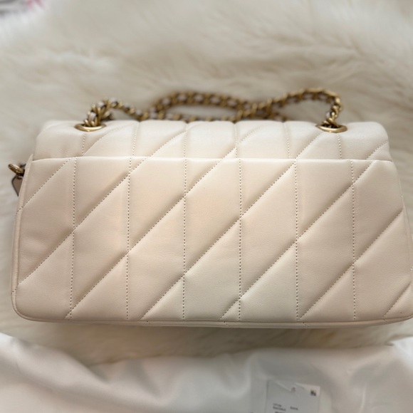 Coach White Quilted Tabby 26  Bag - Picture 6 of 10